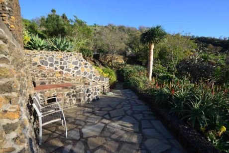 Schön angelegter Außenbereich