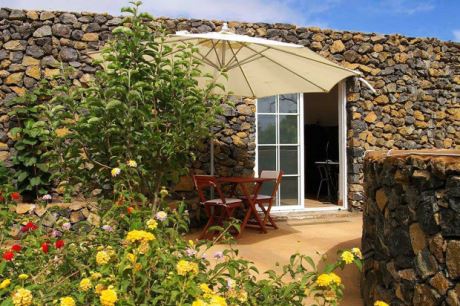 Nebengebäude mit Gästestudio