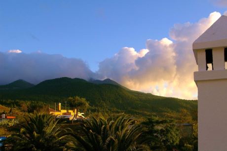 Blick über das Grundstück nach Südosten