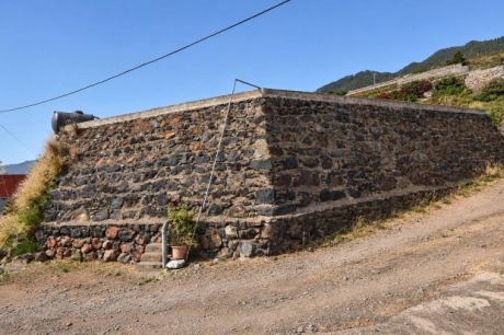 Eigener Wassertank für die Gartenbewässerung