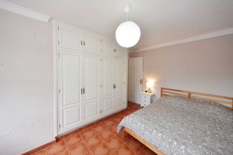 1. OG Schlafzimmer 1