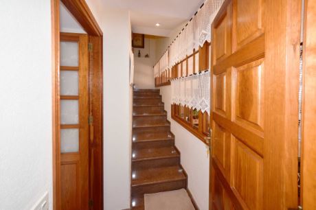 EG Treppenhaus zum Halbuntergeschoss