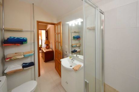 Halbuntergeschoss, Badezimmer 3