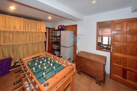 Halbuntergeschoss, Werkstatt oder Lagerraum