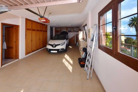 Halbuntergeschoss, Garage