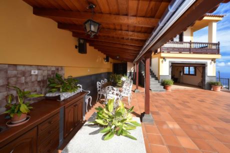 Halbuntergeschoss, Bodega