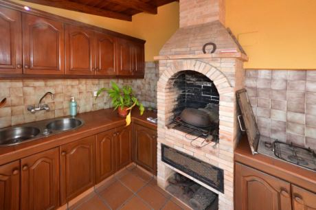 Halbuntergeschoss, Bodega