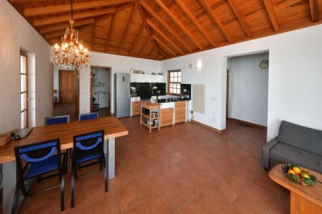 Großzügige Wohn-Essküche