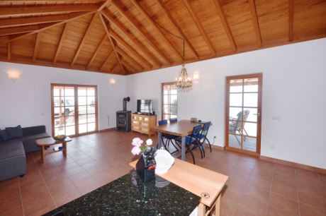 Großzügige Wohn-Essküche