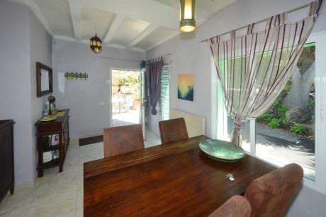 Apartment 1, Wohnküche Essbereich