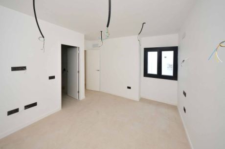 Schlafzimmer 1 mit Bad on suite oder Hauswirtschaftsraum