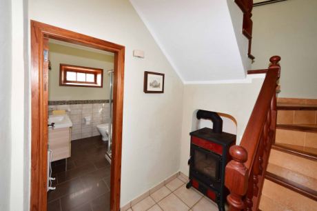 OG Treppenhaus, Durchgang zum Badezimmer 2