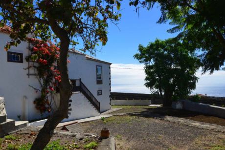 Vorplatz mit Atlantikblick