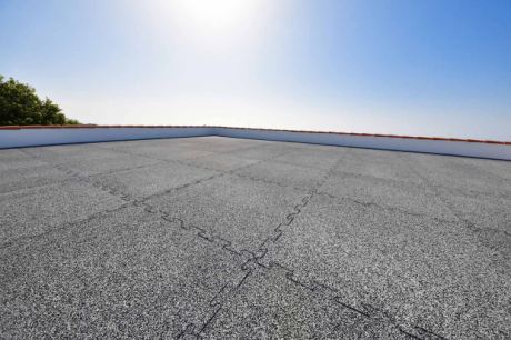 Warco-Gummibelag und Wärmeisolierung auf der gesamten Dachterrasse