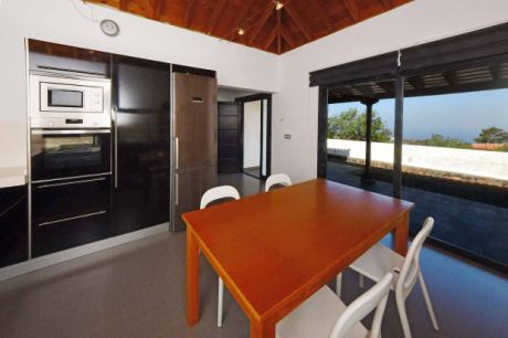 Essküche mit Meerblick