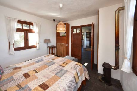 Haupthaus Schlafzimmer mit begehbarem Kleiderschrank