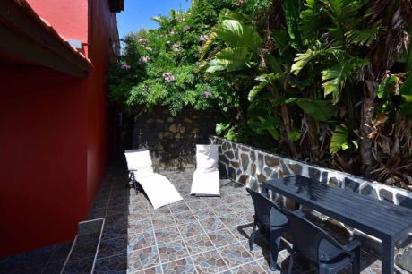 EG Teilüberdachte Terrasse