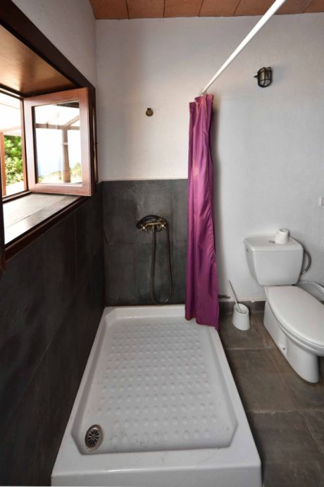 Unteres Wohnhaus, Badezimmer