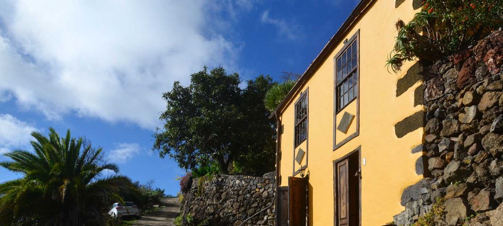 Casa clásica palmera y auténticamente renovada en Tinizara